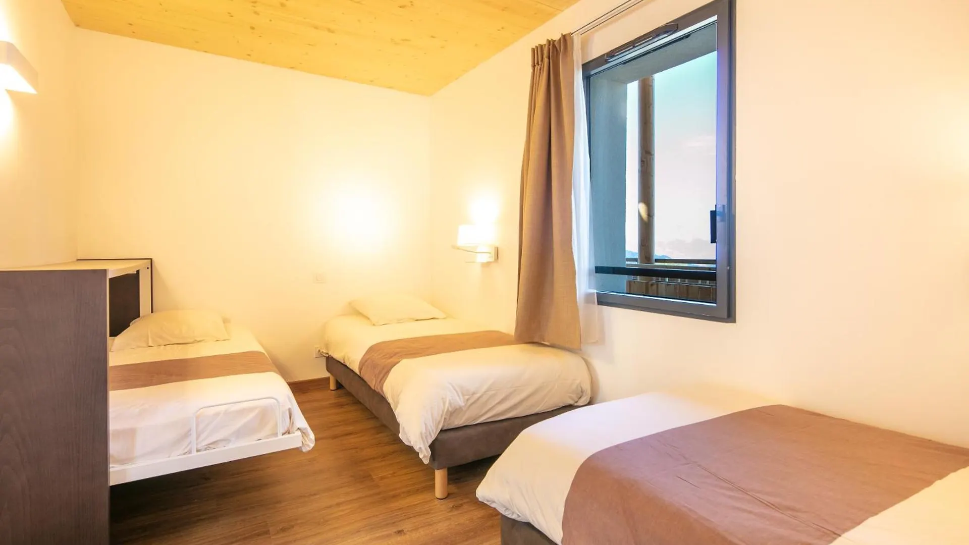 Vvf Les 7 Laux Massif De Belledonne Hotel Prapoutel Holiday park